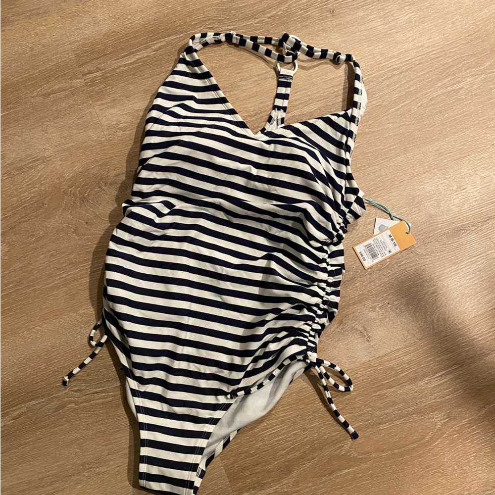 Kona Sol swimsuit NWT